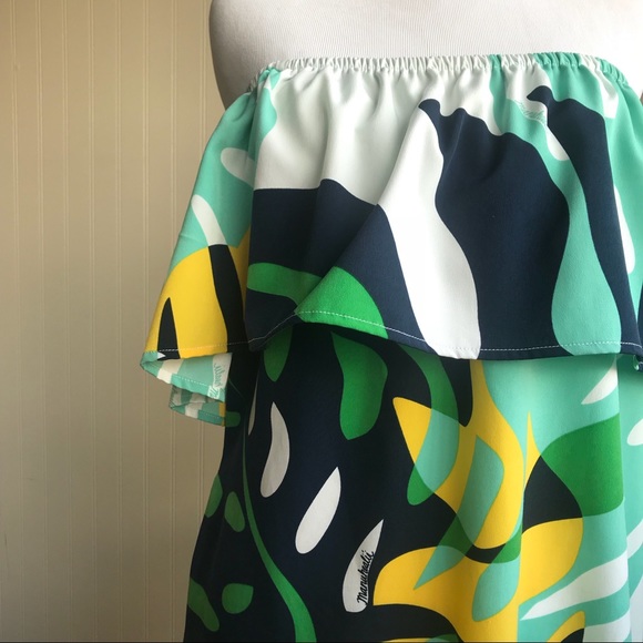 Manuhealii Over the Shoulders Dress - Picture 2 of 6